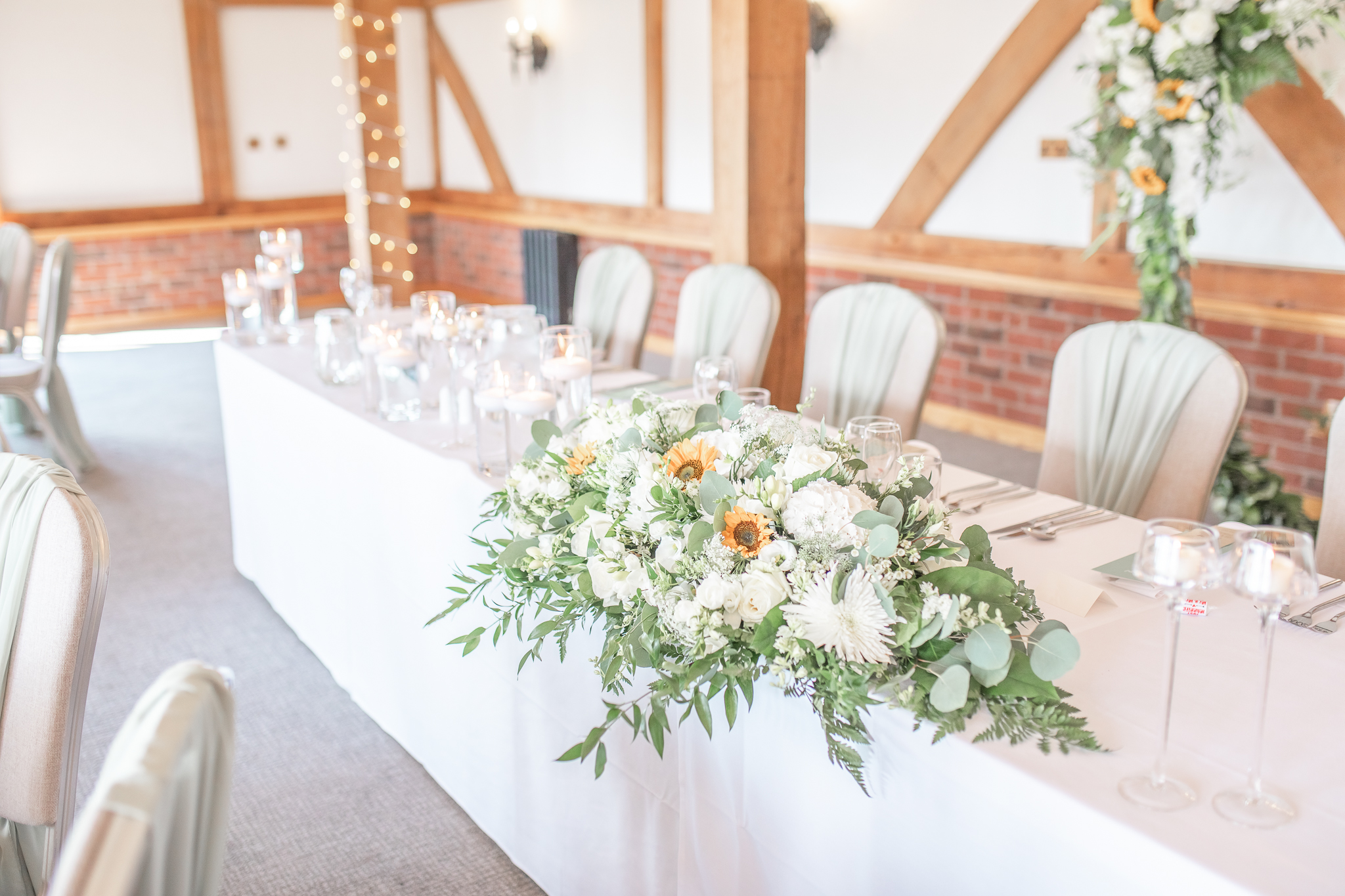 Sandhole Oak Wedding Barn reception room